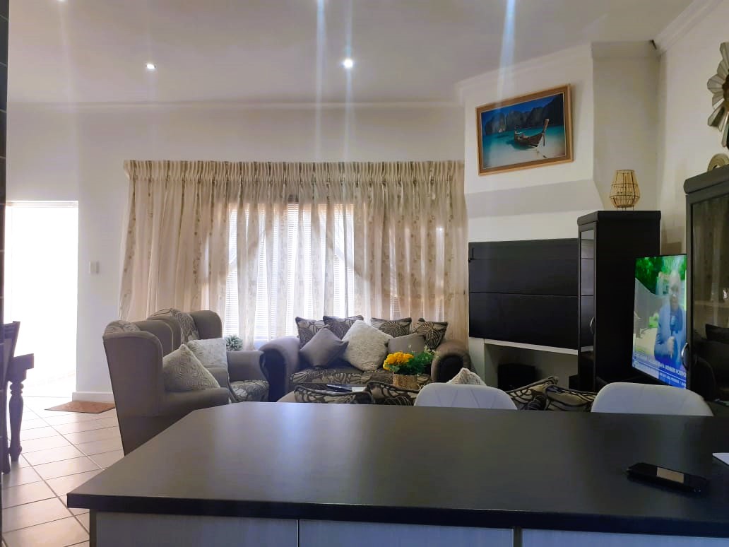 3 Bedroom Property for Sale in Vredenburg Western Cape